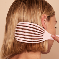 flexiflow detangler - blossom blush