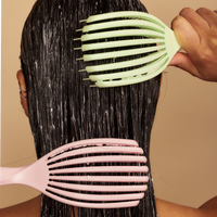 flexiflow detangler - pistachio cream