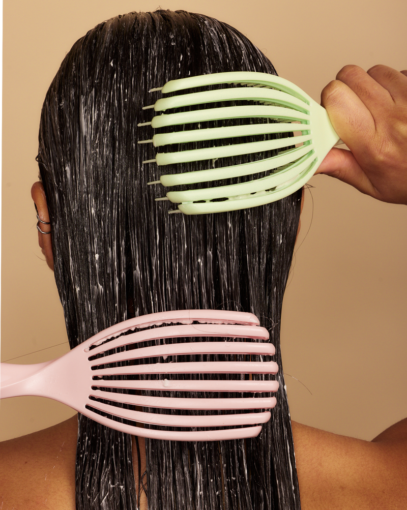 flexiflow detangler - pistachio cream